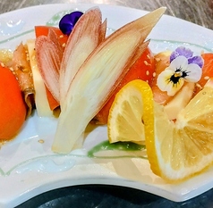 燻製サーモンの和風カプレーゼ