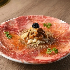 【特選】鳳来牛 サーロインのレア ロゼ　うにキャビアのせ (L)