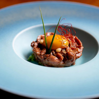 肉だけではない、トラジ名物の一品料理。