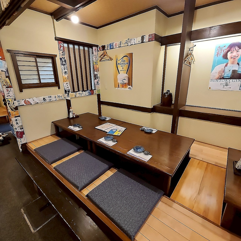 全席掘りごたつ席。ご友人との飲み会やご家族とのお食事、プライベート宴会など様々なシーンに対応。