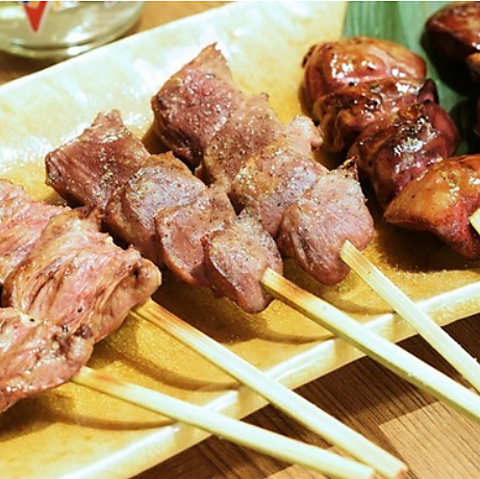 やきとり 炭火焼き鳥（モモ串）｜商品情報｜神栄株式会社 食品部｜業務用冷凍