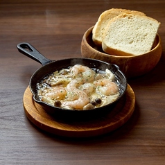 あつあつアヒージョ(フォカッチャ付)