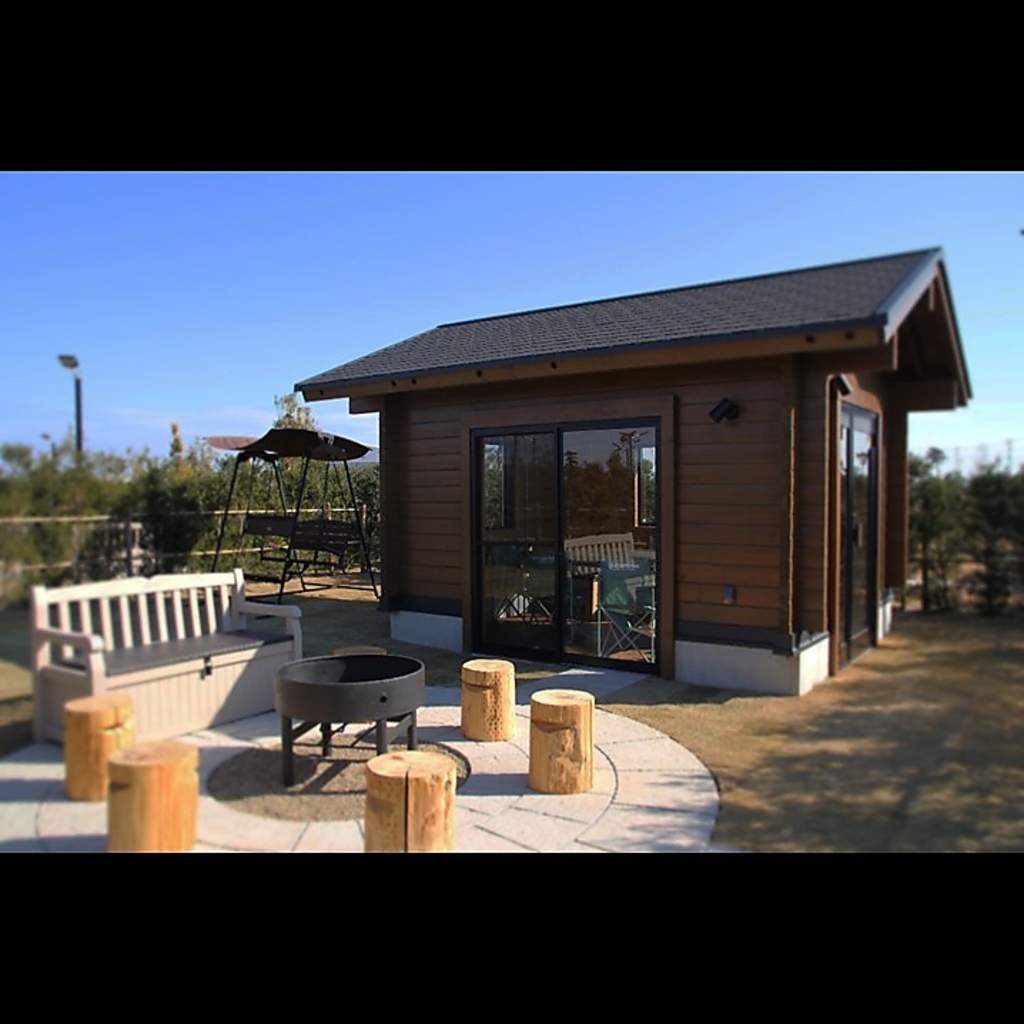 【遊具付きスペースあり】ブランコが設置されたスペースもあり！ご希望の施設は早めにご予約を♪