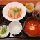 そば処とう松のスタッフ3