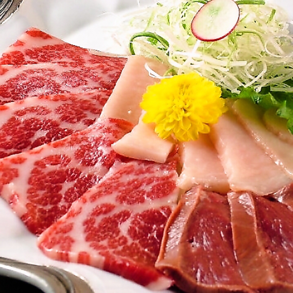 ◆県外の方へのおもてなしには…【馬刺し】