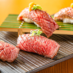 和牛モモ炙り赤身にぎり