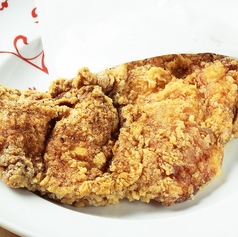 顔からはみ出るダージーパイ