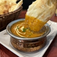 お子様連れのご家族も大歓迎いたします！辛さを抑えたマイルドなカレーや甘いデザートが付いた「お子様セット」をご用意しており、小さなお子様も安心です◎