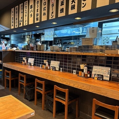 カウンターもあるので1名様でも安心してご来店いただけます。