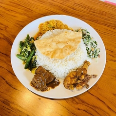 伝統スパイスと丁寧な調理で生む本格カレーの味