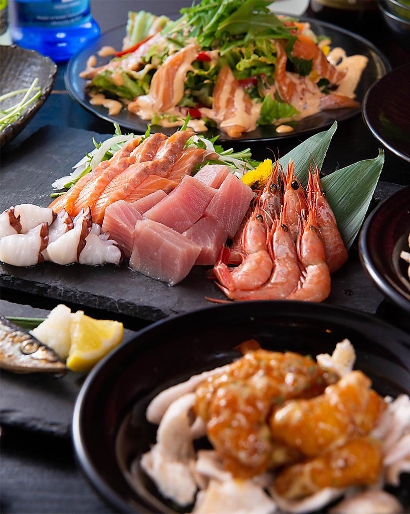 3時間全メニュー食べ飲み放題は3300円(税込)！とってもお得です♪詳細はコースページへ◎