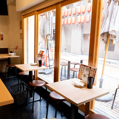 テーブル席のご用意もございます！