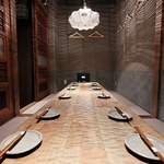 6名様までご利用可能な完全個室は、壁で仕切られたプライベートな空間が魅力♪各種宴会にオススメ！