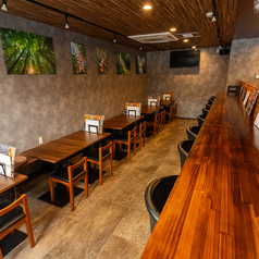 着席時28人、立食時30人