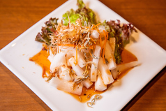 ●大根とジャコの梅しそサラダ【Daikon & dried white sardines in plum shiso dressing】