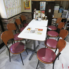 テーブル席10名×1