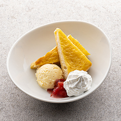 フレンチトーストとろけるバニラ