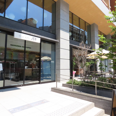 cafe&bar ZEN 博多祇園店の外観1