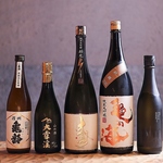 長野の地酒を中心に日本酒を種類豊富に取り揃えています。地物食材を使ったお料理と是非ご一緒に！