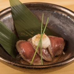 牛タン刺し とろろがけ