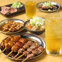 新鮮食材の串焼きや柔らかさが自慢のもつ煮込み
