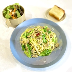 【Pasta lunch】春キャベツとたっぷりアサリのボンゴレビアンコ(スパゲッティ)