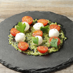 プチトマトのカプレーゼ