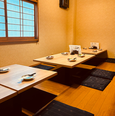 4名様掛けのお座敷席をご用意しています！