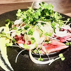 和牛ローストビーフ温玉ソース