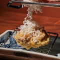 料理メニュー写真&nbsp;銀座の超一流天ぷら店と同じ「太白胡麻油」で揚げちゃいます