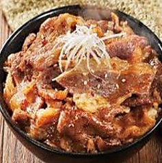 炭火牛カルビ丼