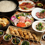 多彩な料理が揃うコースは幅広い年代に人気。食事や飲み会として使いやすいバランスの良さが魅力。