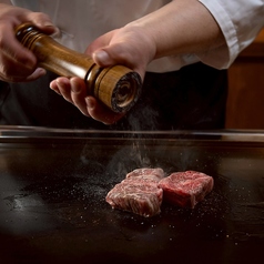 神戸牛鉄板ステーキ沙耶香のコース写真