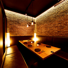 全席完全個室バル　肉寿司＆和牛ステーキ食べ放題 奏-kanade- 上野店の雰囲気1