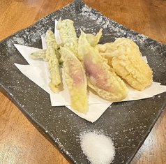 季節の野菜を楽しめる天ぷら現在は夏野菜。