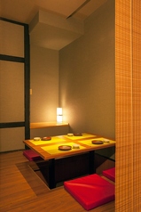 鮨と地酒　地雷也　弘前店の雰囲気3