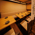10～14名様までご利用可能な半個室！プライベート感も確保された半個室は、接待、女子会、合コン、仲間との飲み会に最適！お得な飲み放題付コースは3000円～！単品飲み放題は2時間制1480円～！