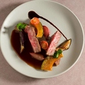料理メニュー写真&nbsp;秋田県産由利牛のロースト 柑橘ソース/赤ワインソース