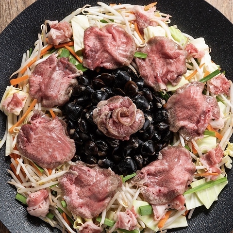 【SNSで話題】焼肉でも鍋物でもない新ジャンルのしじみ炊き肉が岐阜に登場◎