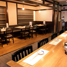 すし居酒屋 湊 諏訪交番前店の雰囲気1