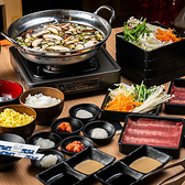 当店では無料Wi-Fiを完備しております。お食事の待ち時間や、急な調べ物をしたい時にも便利にご利用いただけます。快適な通信環境のもと、ゆったりと焼肉・タンしゃぶをお楽しみください。