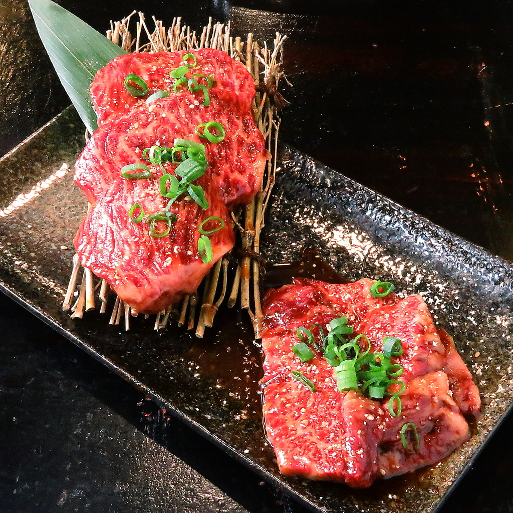 大定番のハラミ！笑和では希少な和牛ハラミもご用意しております！