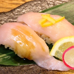 地頭鶏寿司2貫 タレと柚塩