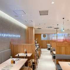 チーズ&ドリア スイーツ アミュプラザ長崎店の雰囲気1