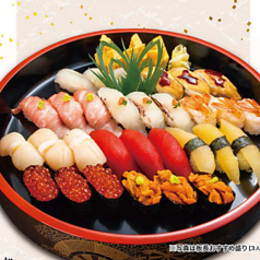 職人が握る「魚が旨い鮨」を是非ご家族揃ってお楽しみ下さい。