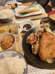 唐揚げとアジのフライ定食