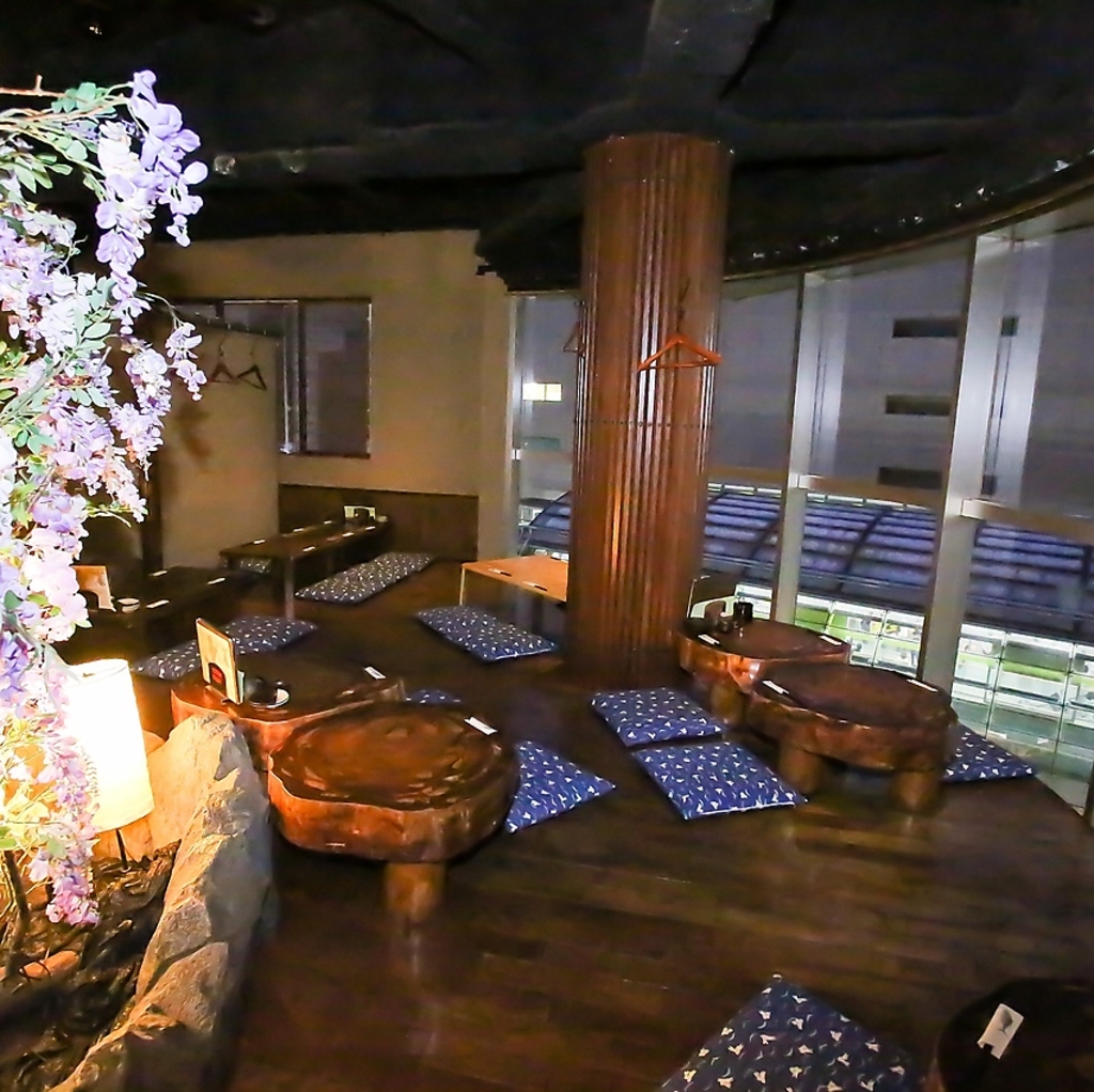 【38名様までのお座敷】奥のお座敷なのでほぼ個室感覚♪気兼ねなく盛り上がれます。