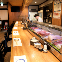 すし居酒屋 湊 諏訪交番前店の雰囲気3