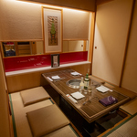 10～12名様迄の個室　最大60名様のご宴会に対応