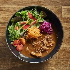 和牛すじカレーサラダBOWL